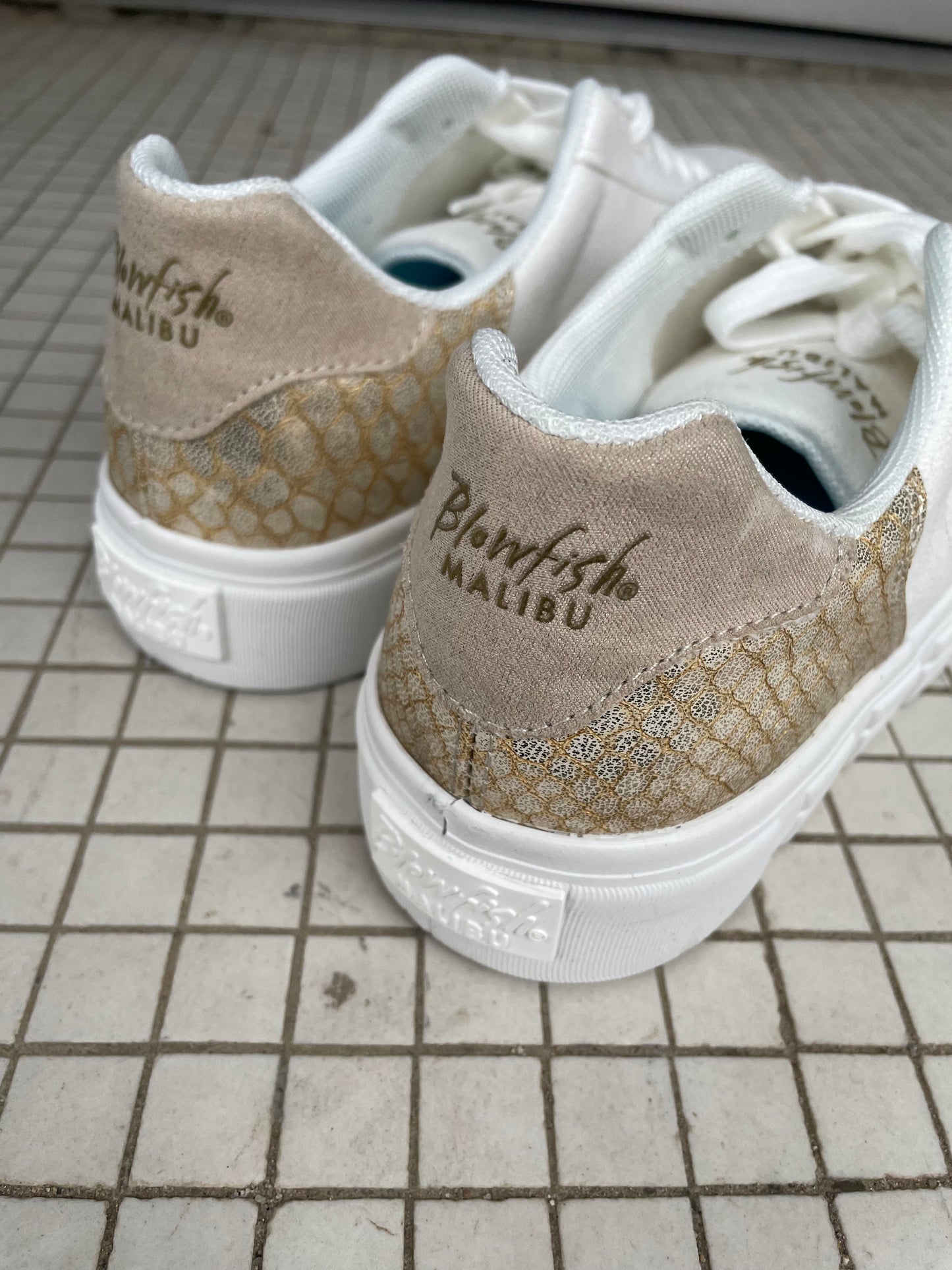 Christine Sneaker Blowfish