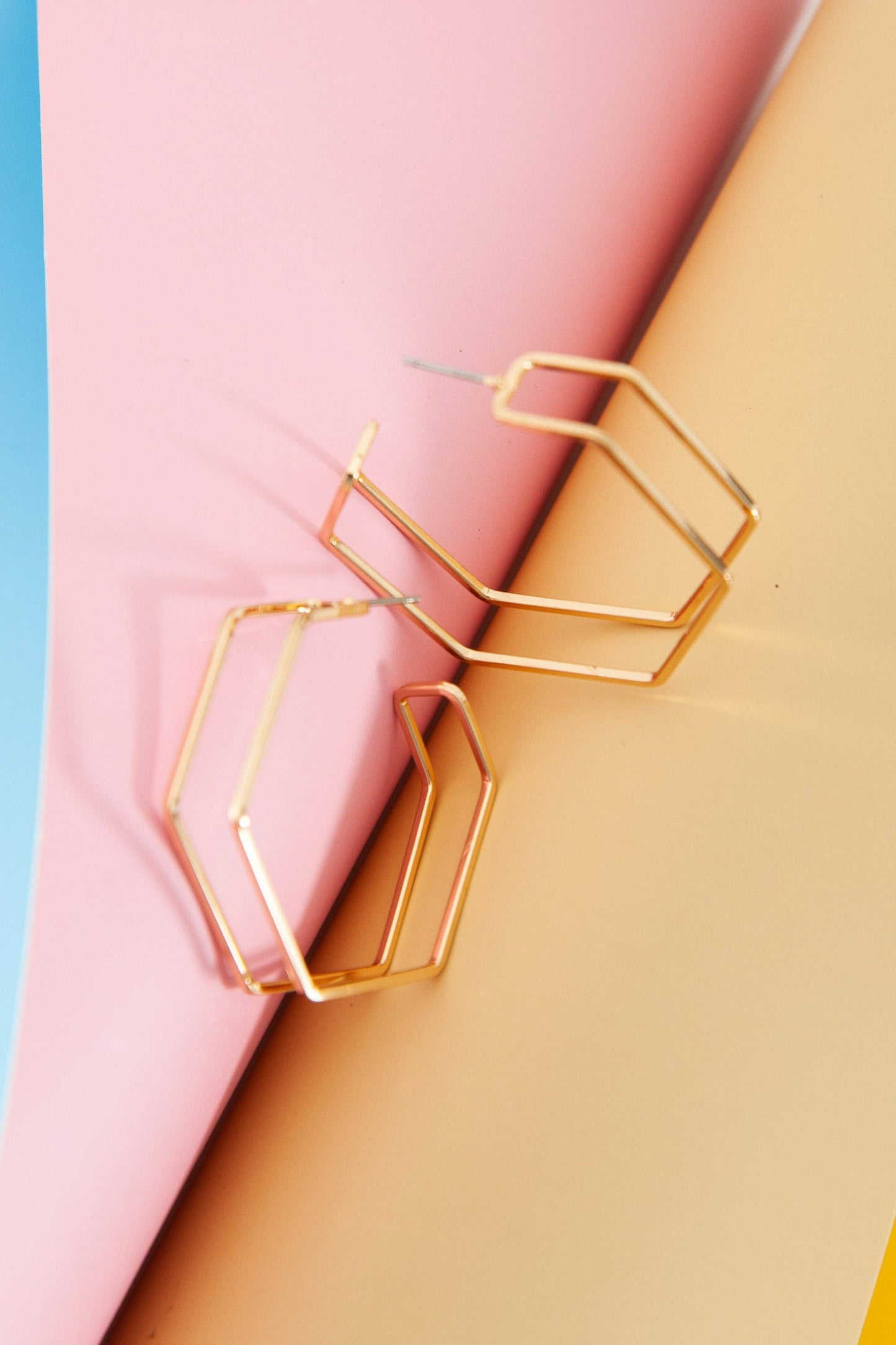 DOUBLE ROW GEOMETRIC HEXAGON HOOP EARRINGS