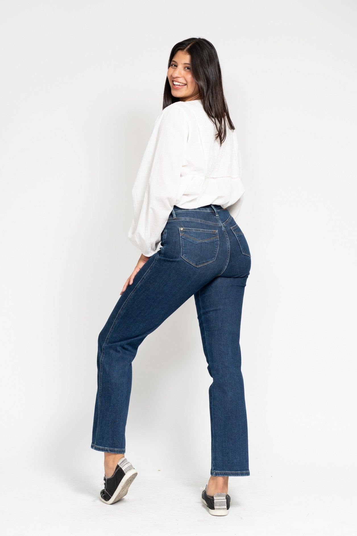 Judy Blue Tummy Control Classic Straight