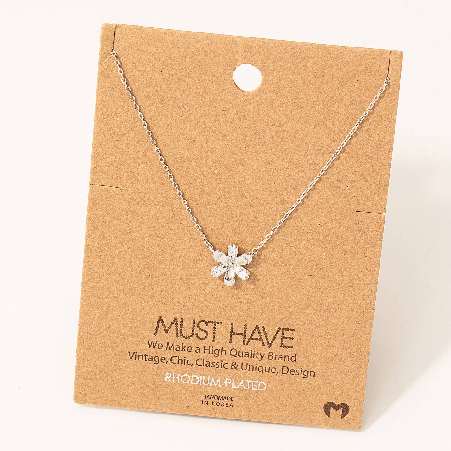 Flower Pendant Necklace: Silver