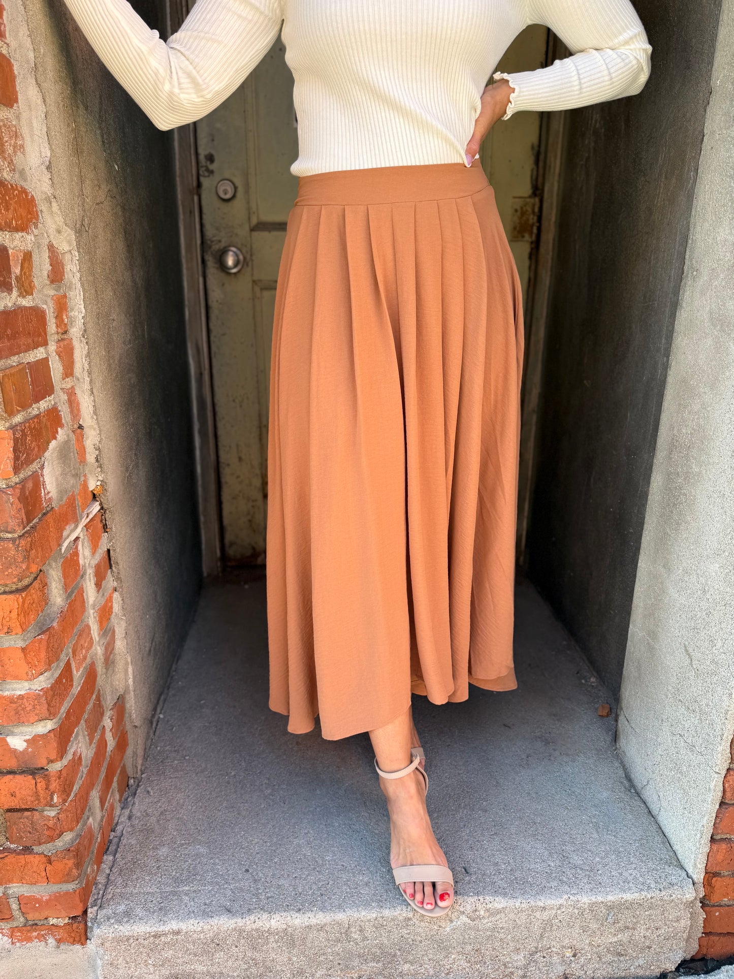 Everflow Box Pleated Midi Skirt