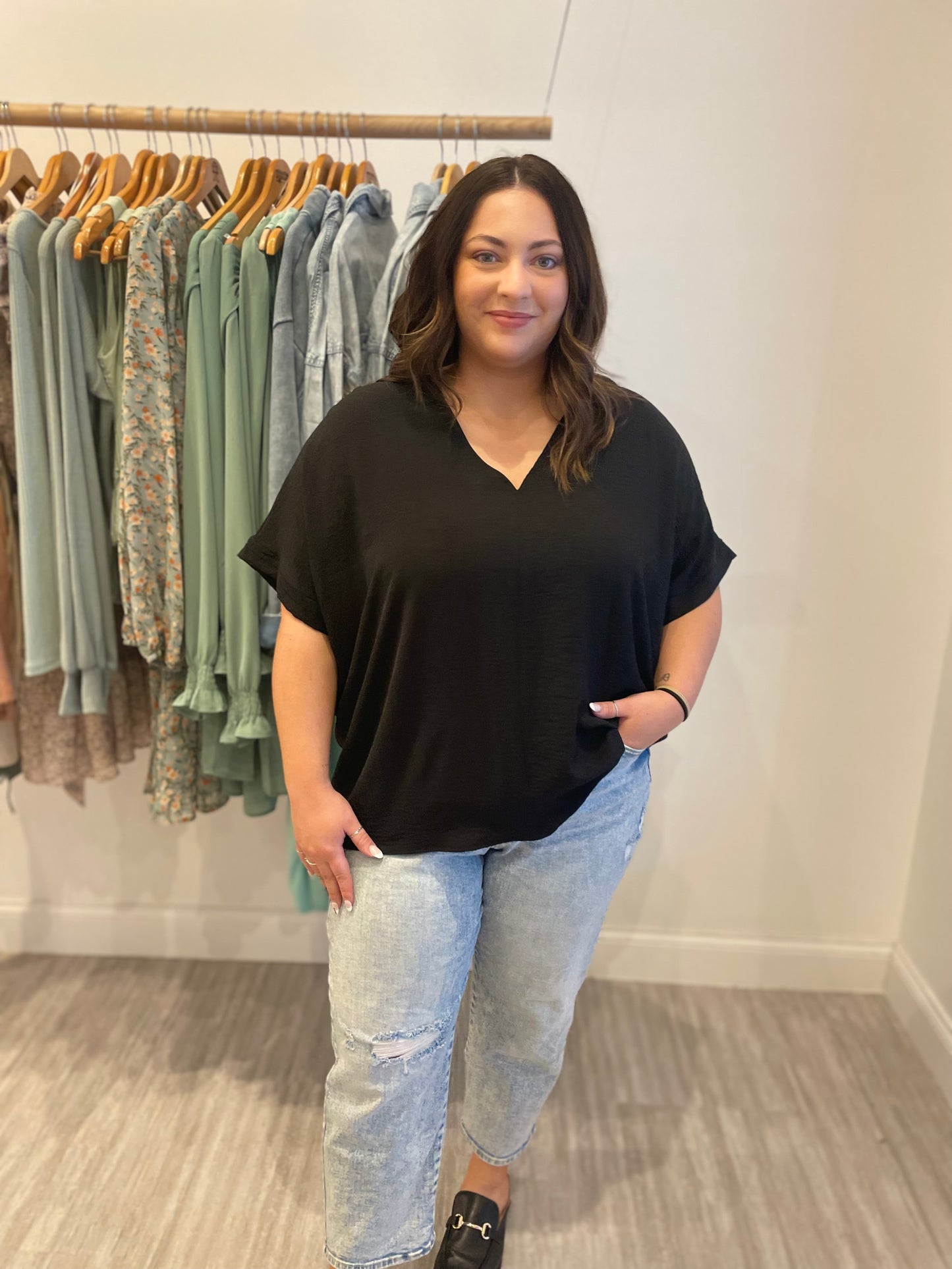 Your Go To Top - Black