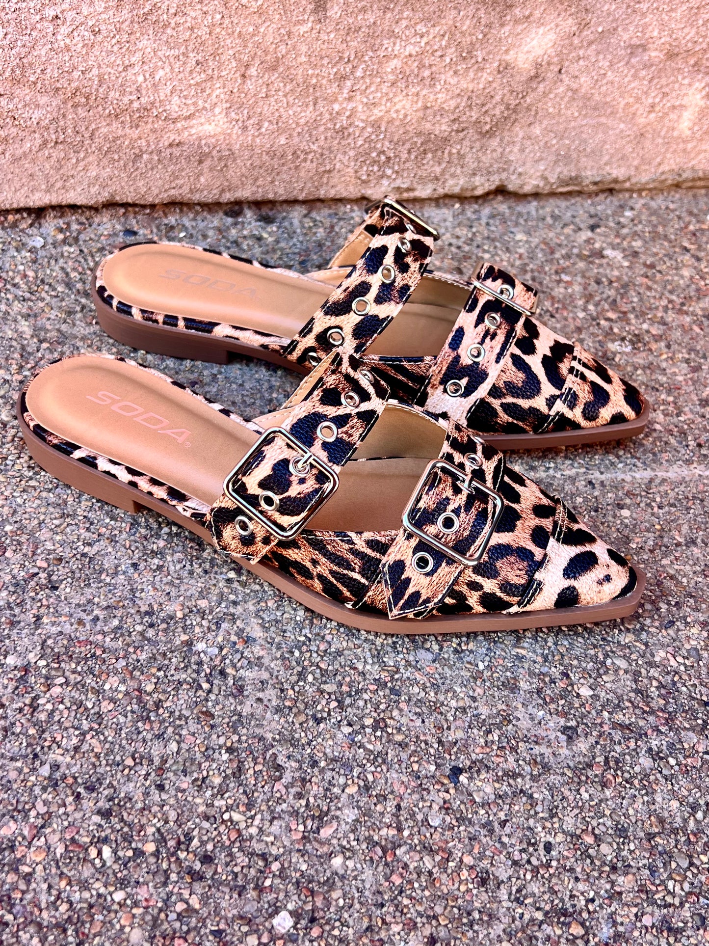 Leopard Flat