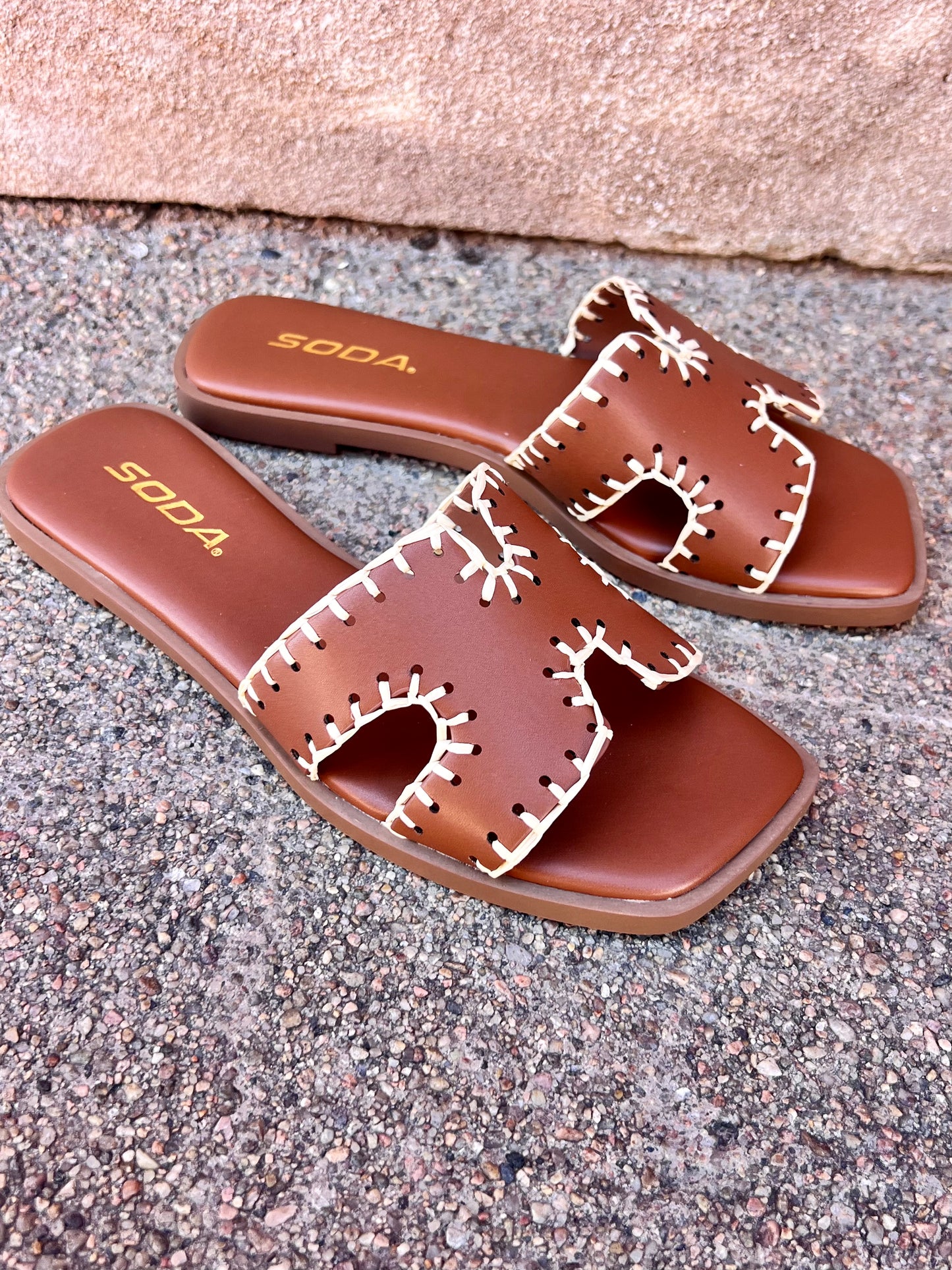Finity Sandal