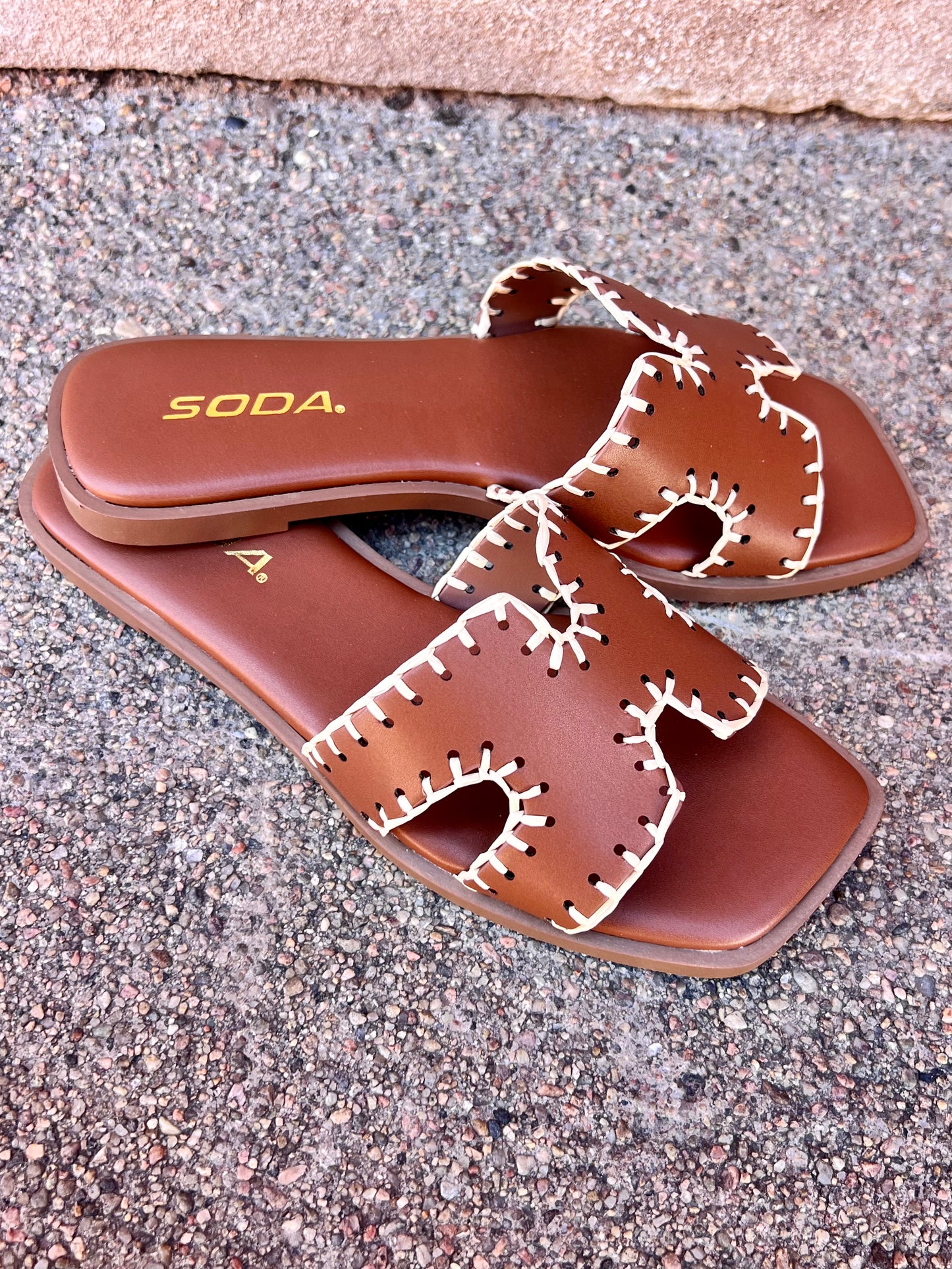 Finity Sandal