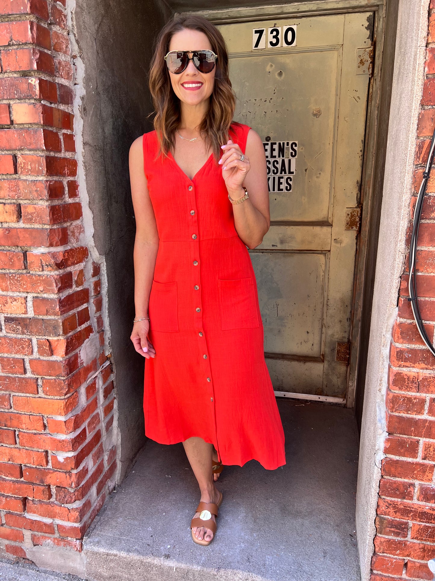Breeze & Buttons Linen Midi Dress - Red