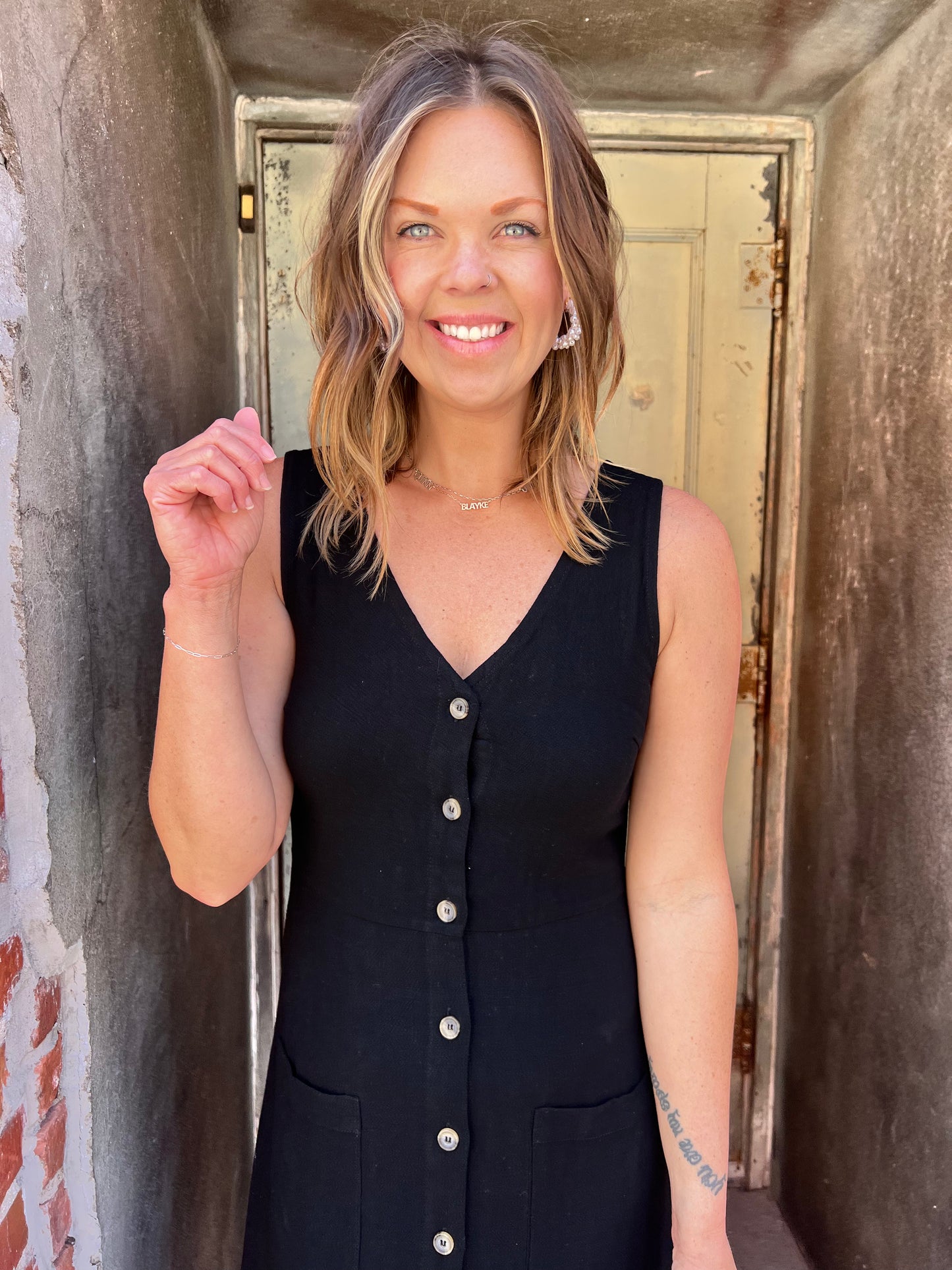 Breeze & Buttons Linen Midi Dress - Black