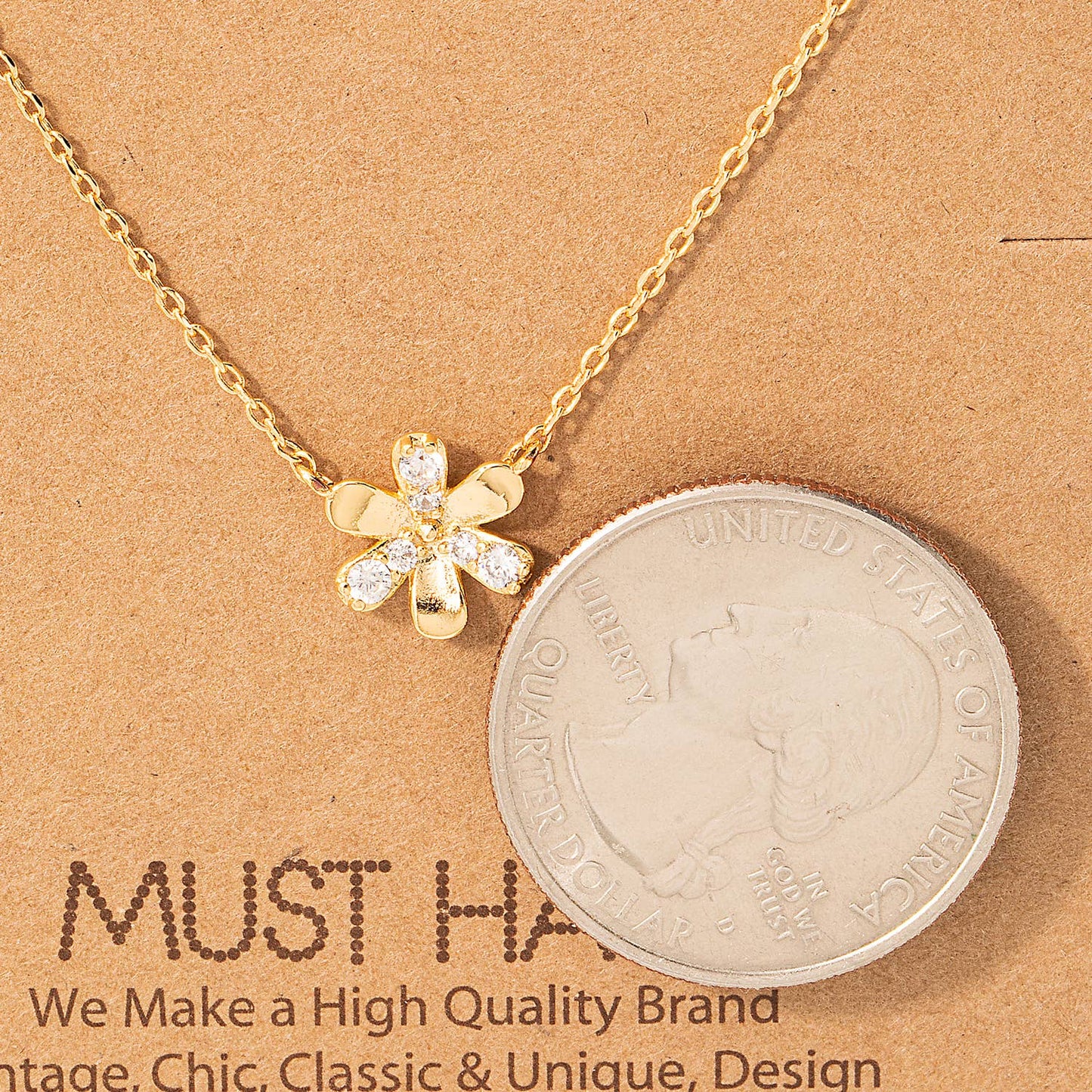 Flower Pendant Necklace: Gold