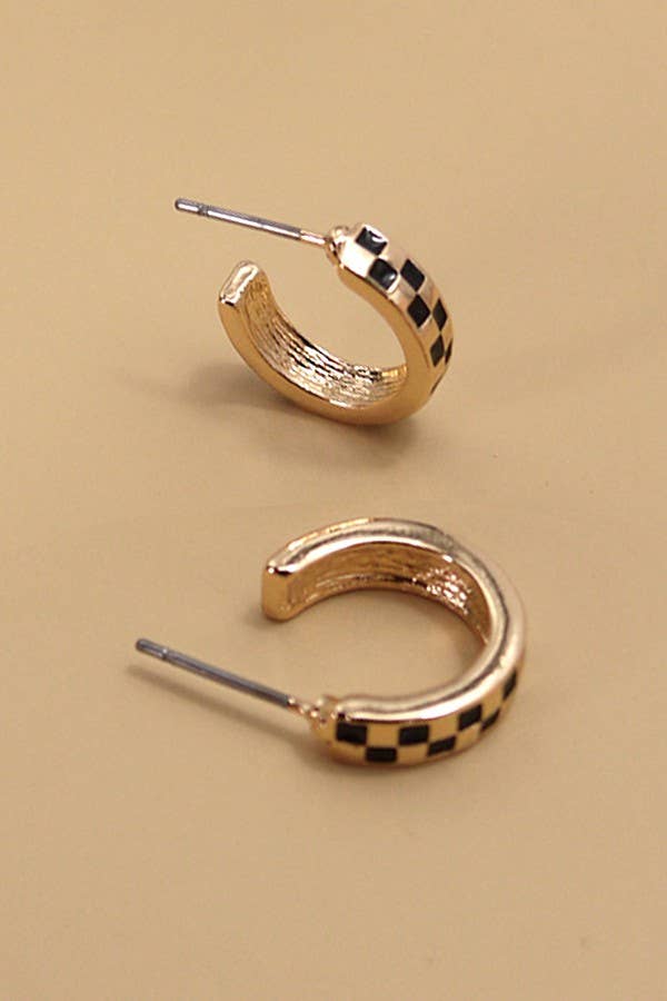 MINI CHECKER HOOP HUGGIE EARRINGS - White