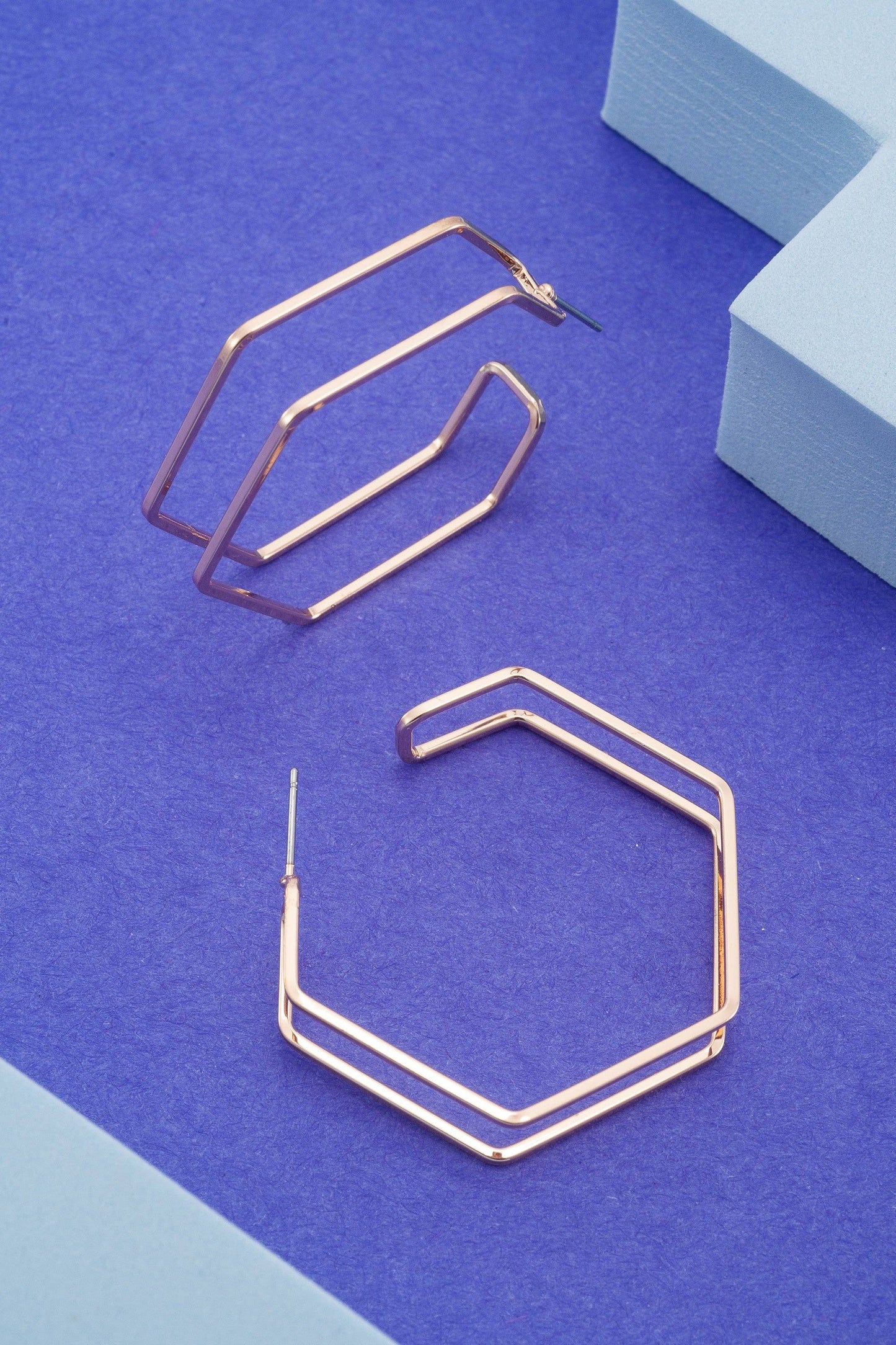 DOUBLE ROW GEOMETRIC HEXAGON HOOP EARRINGS