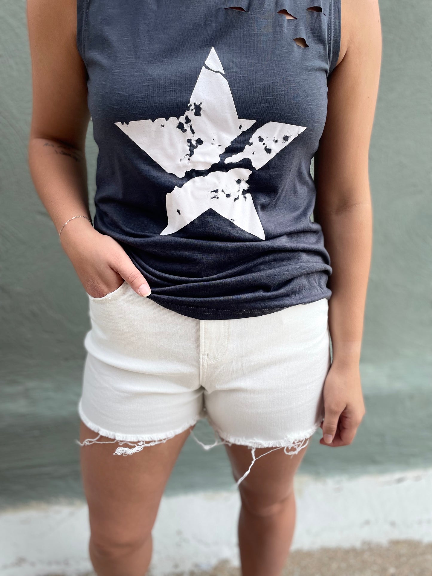 White Staple Short