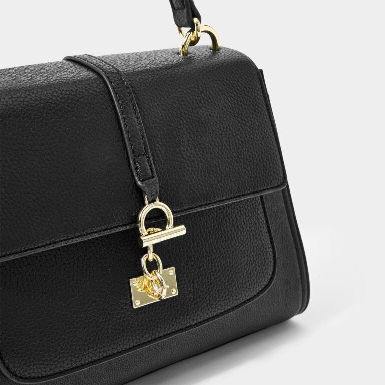 Naomi Top Handle