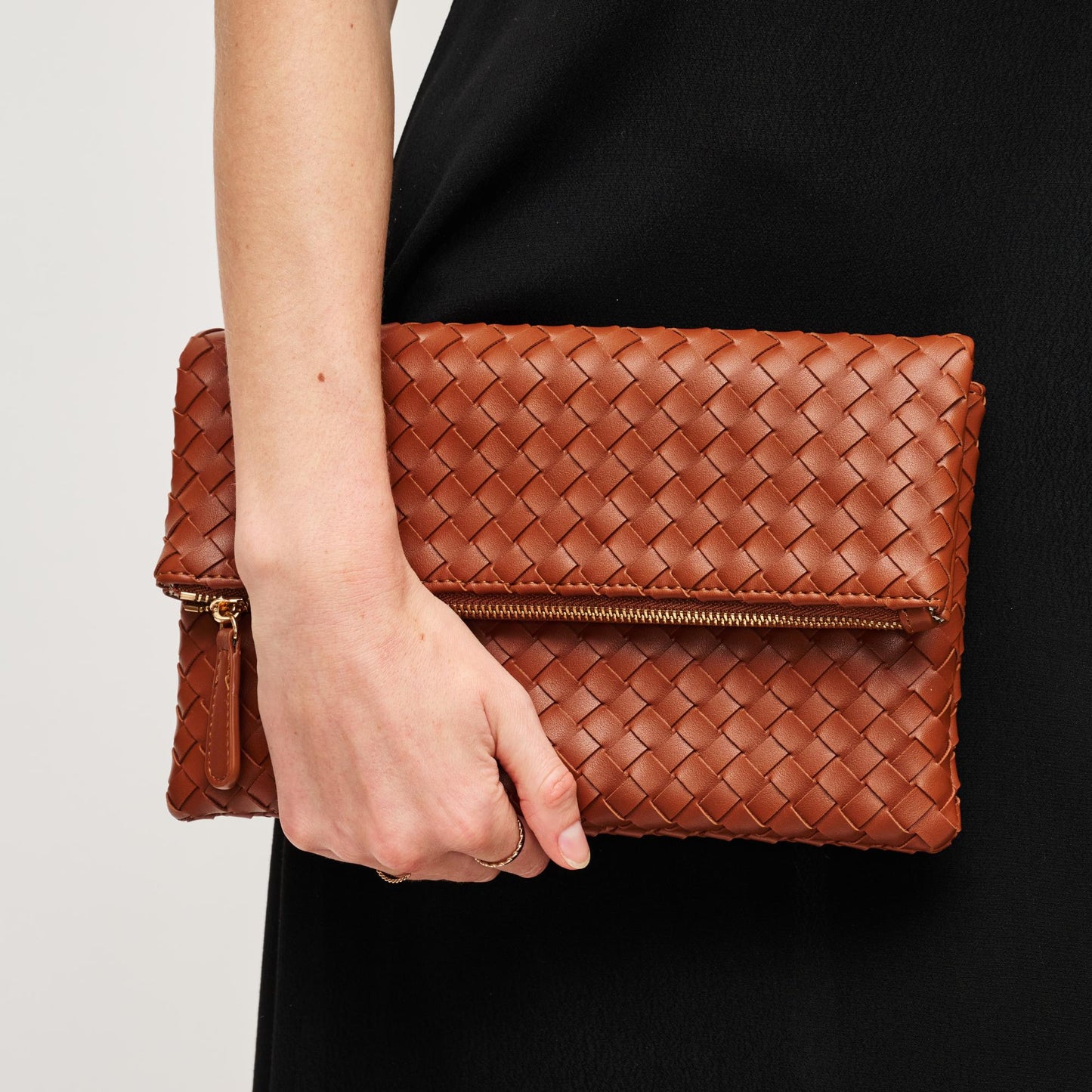 Grace : Brown