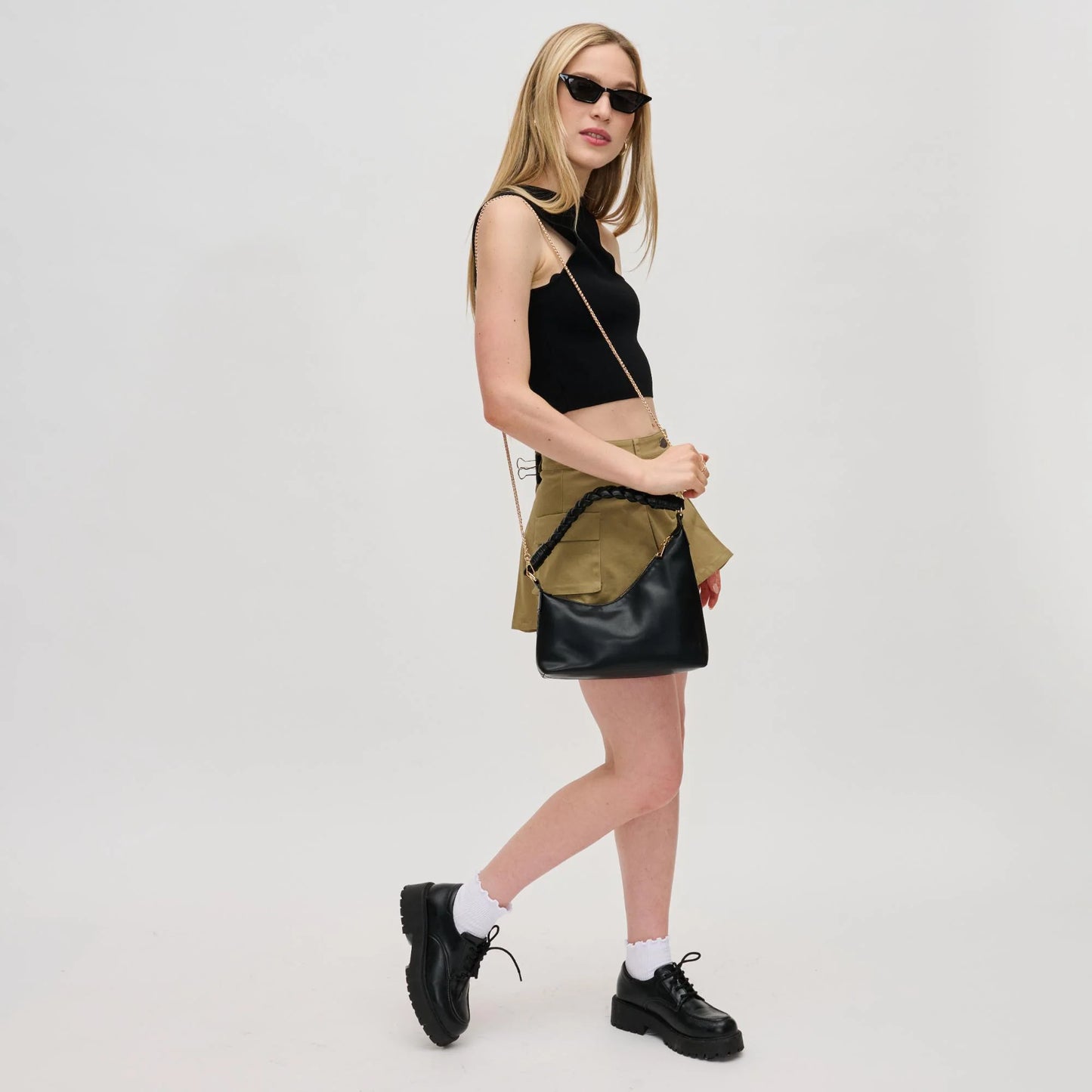 Taylor : Black