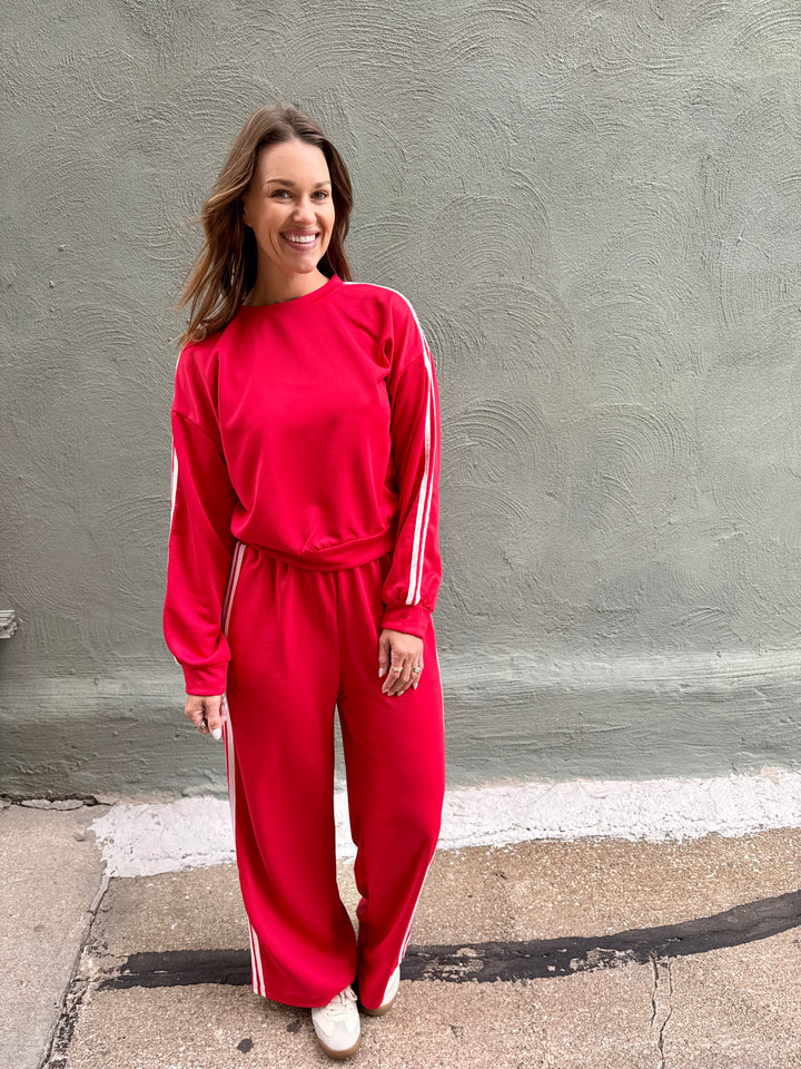 Sporty &amp; Chic Striped Lounge SET – Red