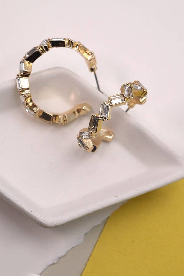 BAGUETTE HOOP EARRRING