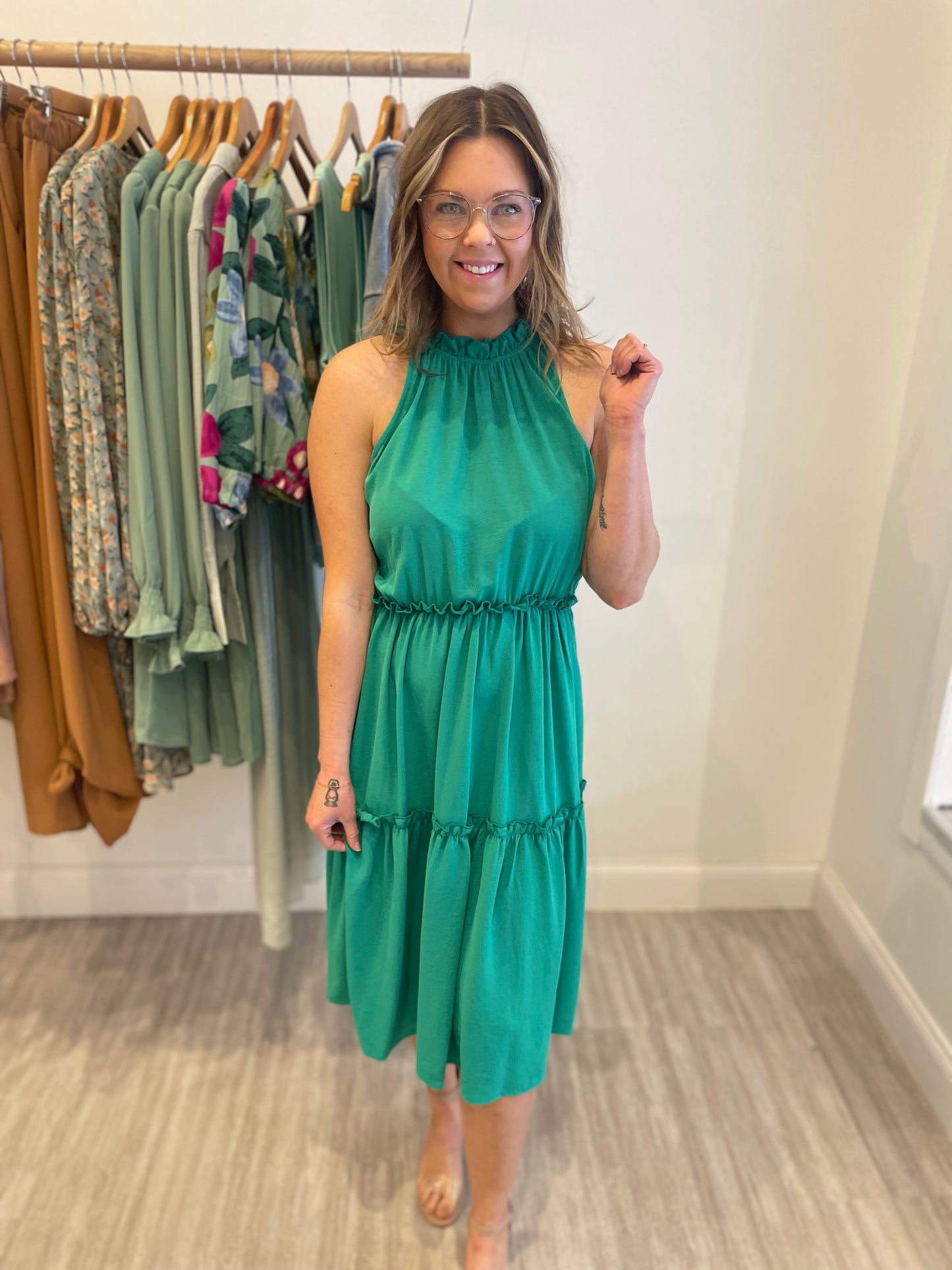 Daily Dress Kelly Green Rolling Peach Boutique