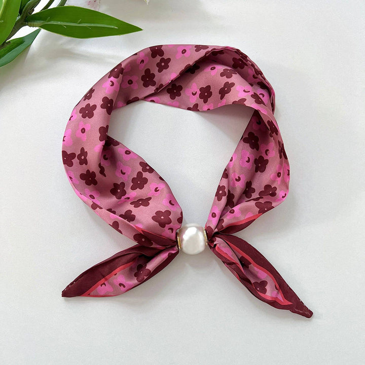 Fashion Scarf with Magnetic Buckle