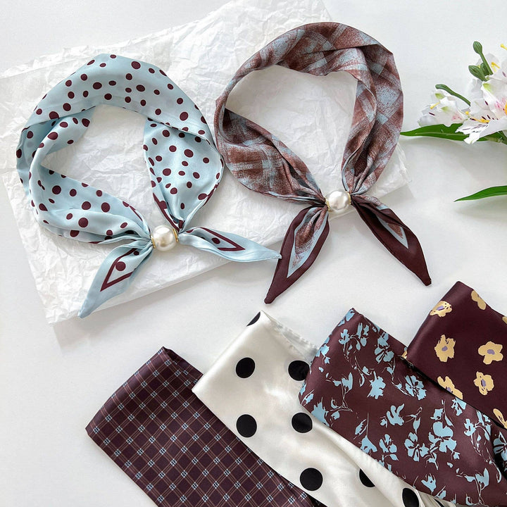 Fashion Scarf with Magnetic Buckle