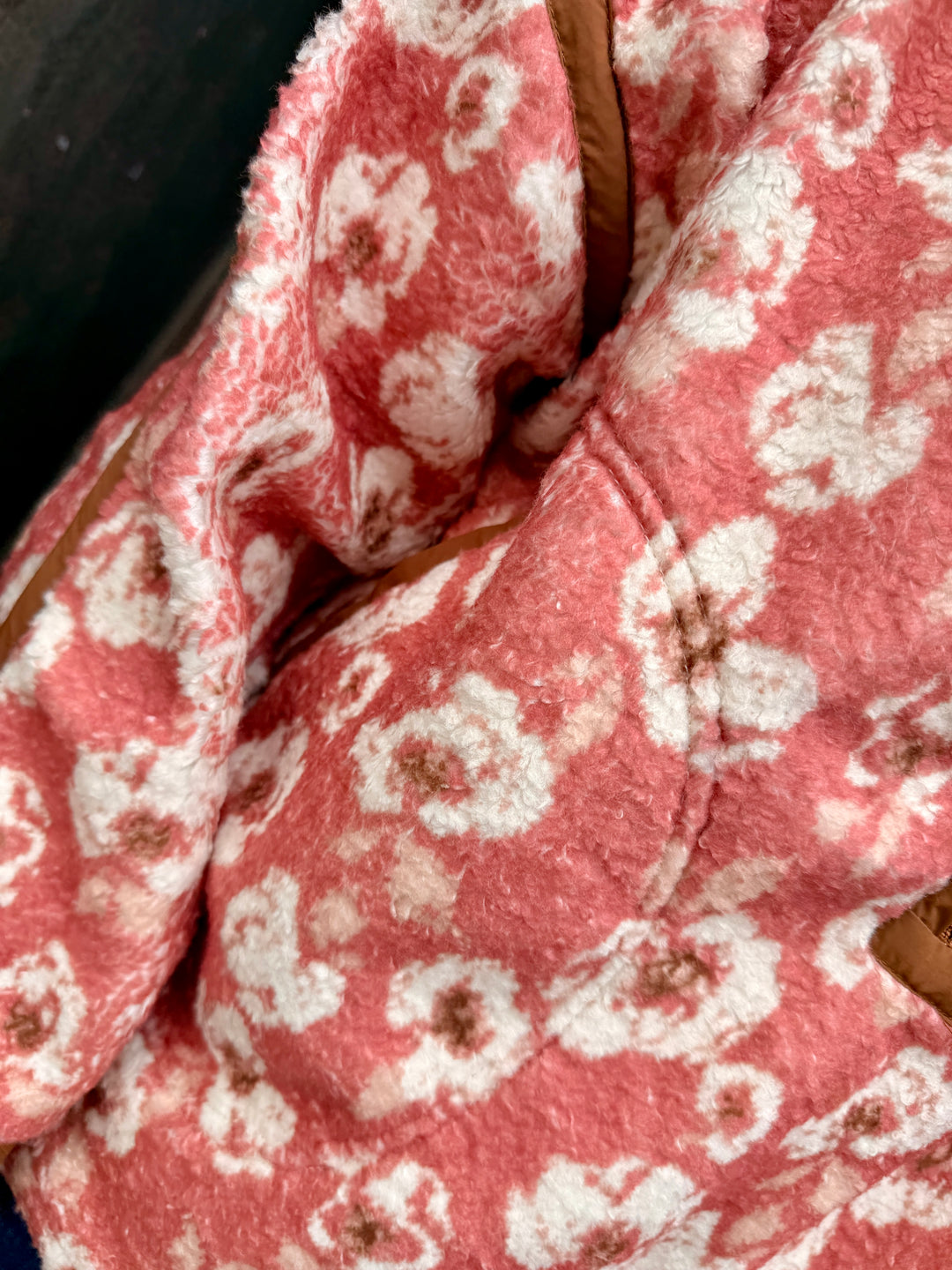 The Vintage Garden Pullover - Rust Floral