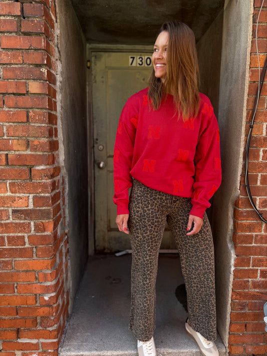 Mid Rise Leopard Print Boyfriend Jeans