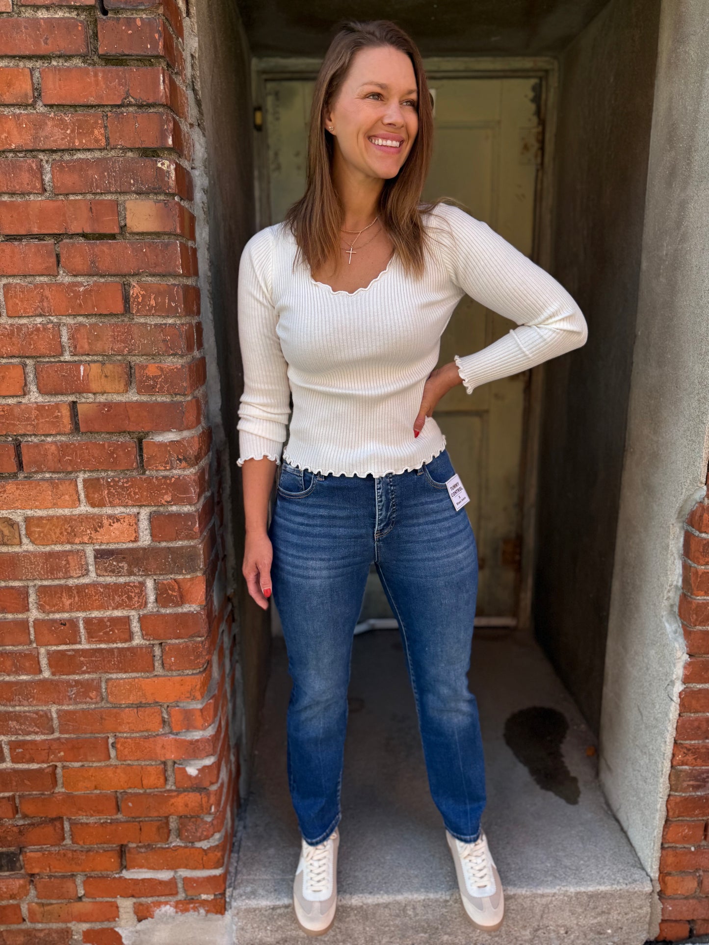 High Rise Crop Straight Jeans - Bently