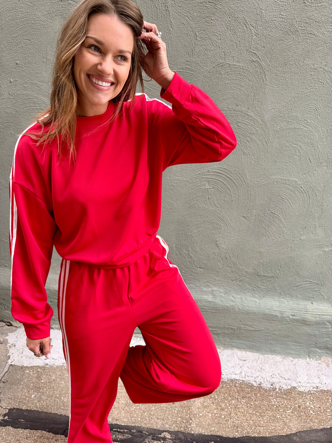 Sporty &amp; Chic Striped Lounge SET – Red