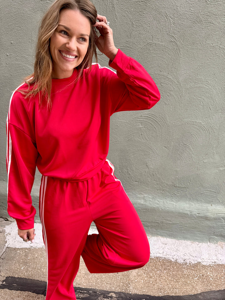 Sporty &amp; Chic Striped Lounge SET – Red