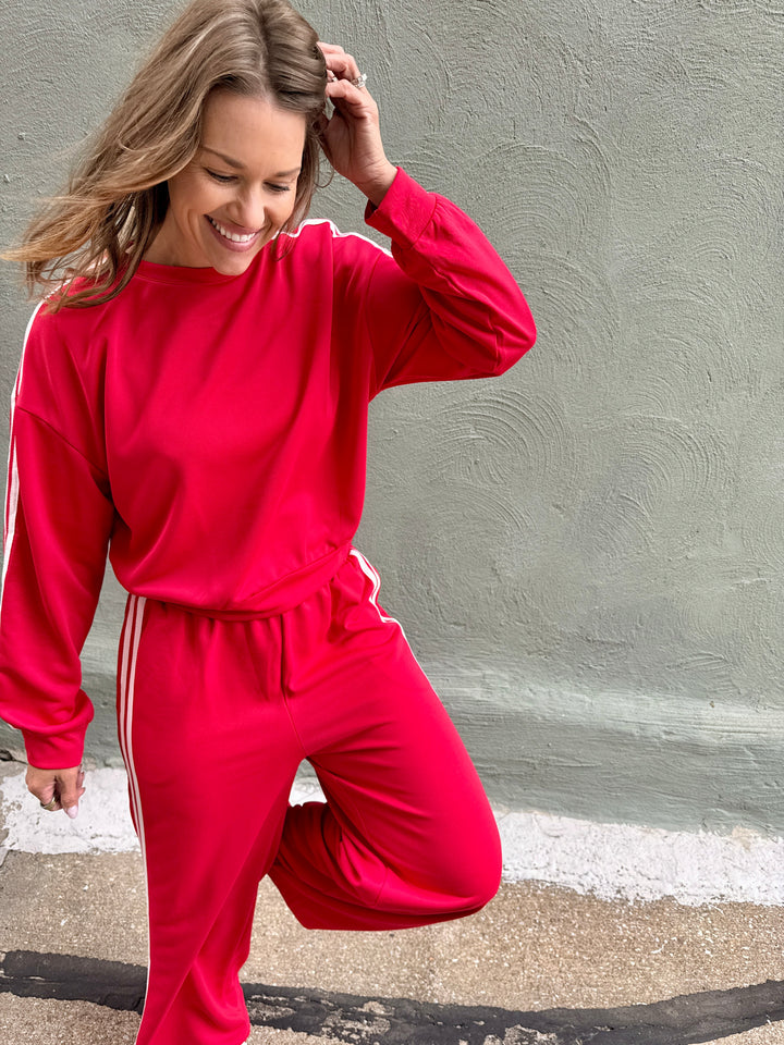Sporty &amp; Chic Striped Lounge SET – Red