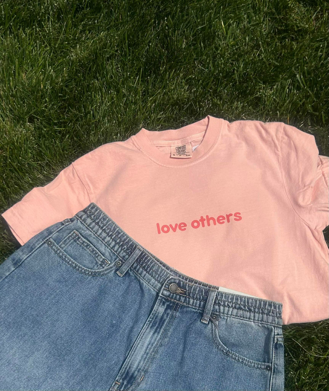 Love Others Tee