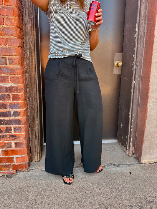 Woven Airflow Drawstring Pants - Black