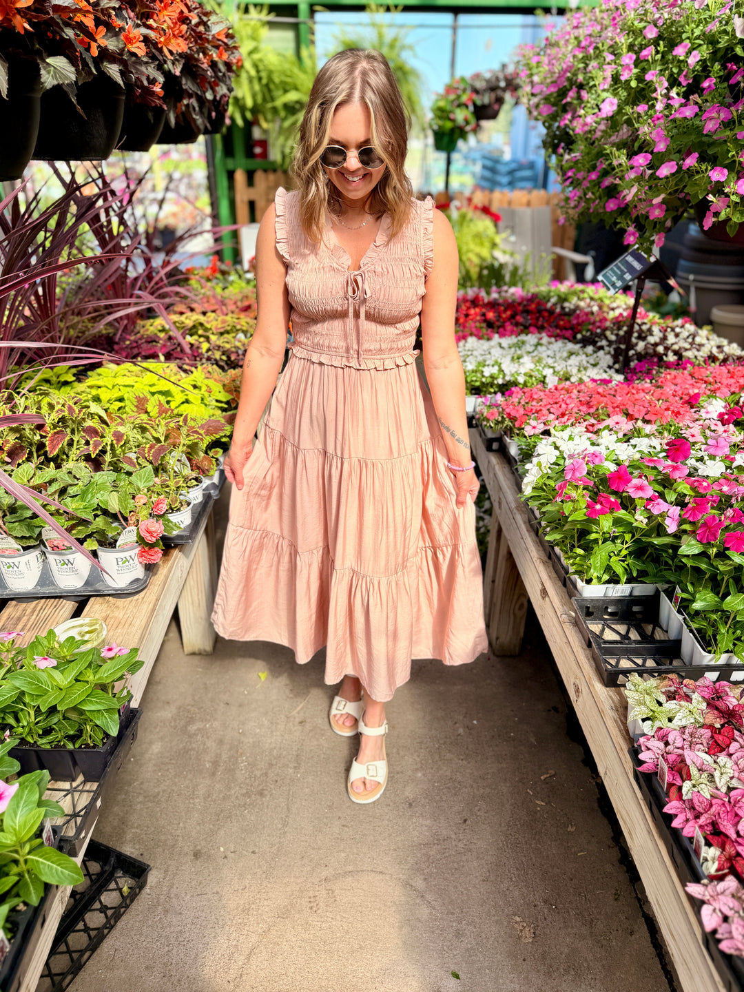 The Elara Tiered Midi Dres - Dusty Pink