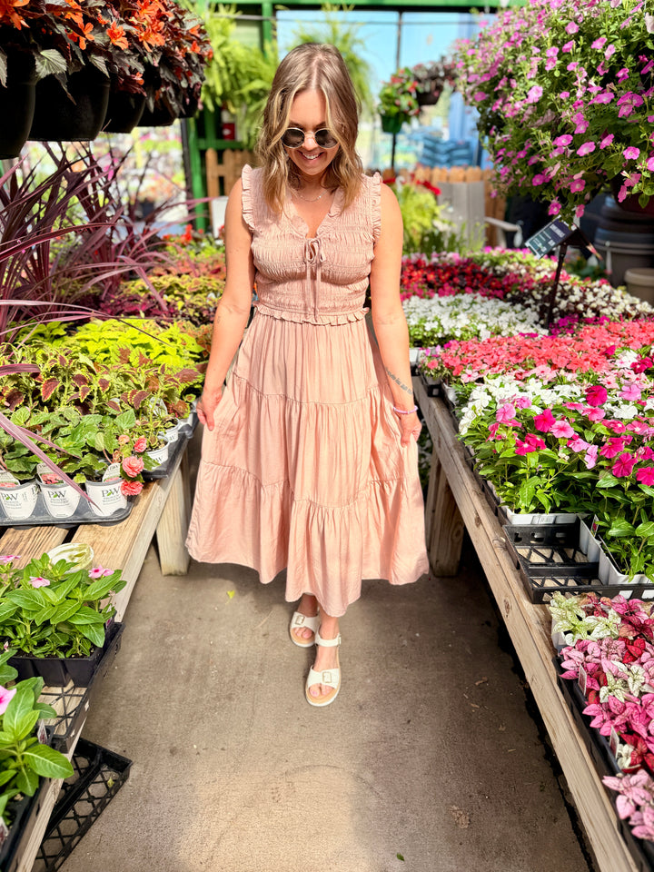 The Elara Tiered Midi Dres - Dusty Pink
