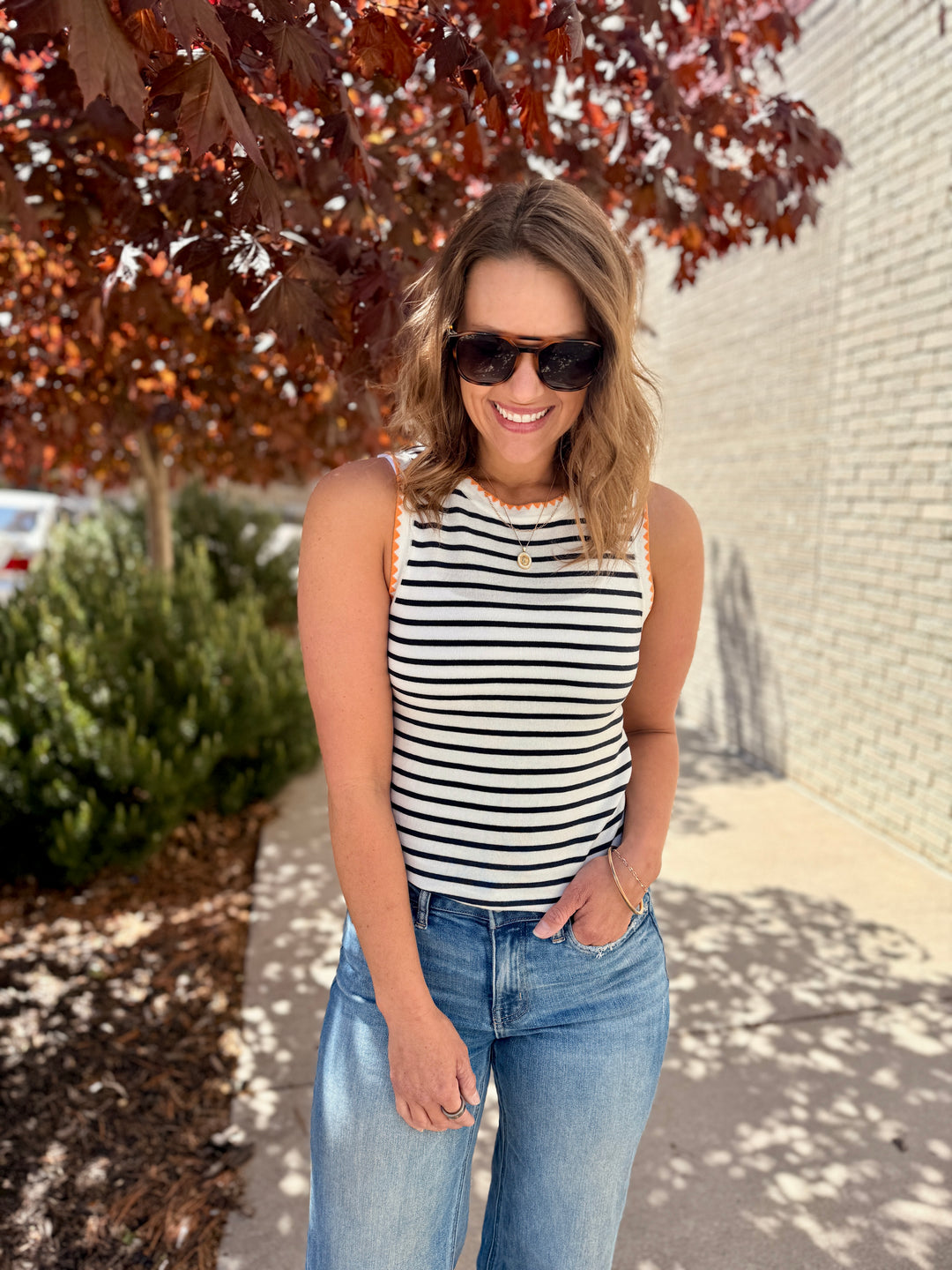 The Chloe Scalloped Striped Tank - Navy