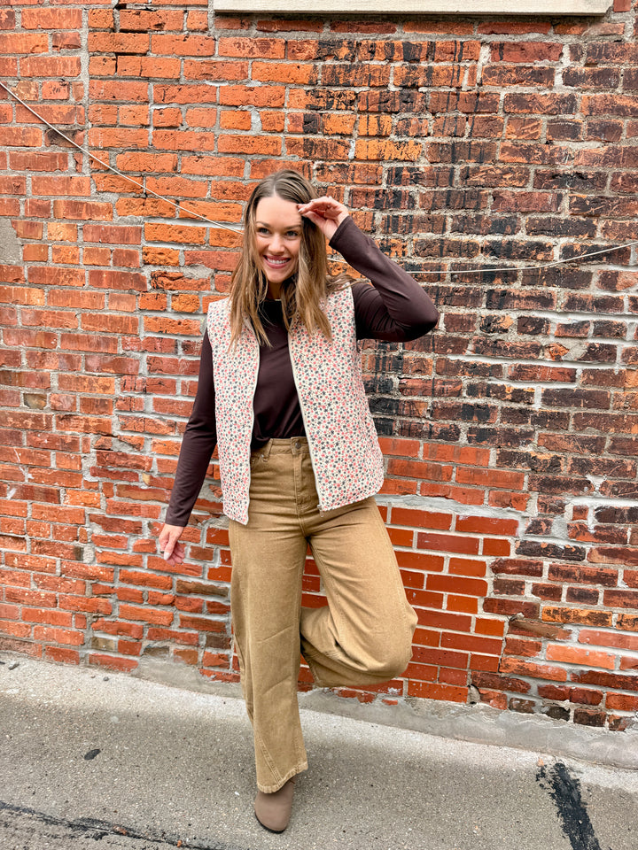 Parker Floral Print Vest - Cream/Pink