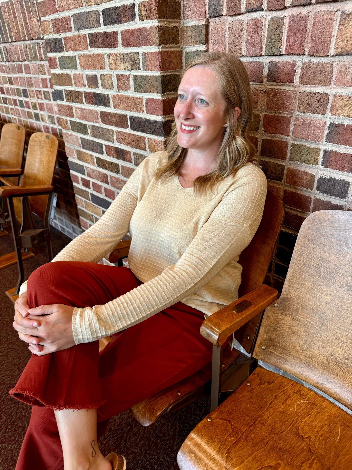 Oatline Pintuck Pullover