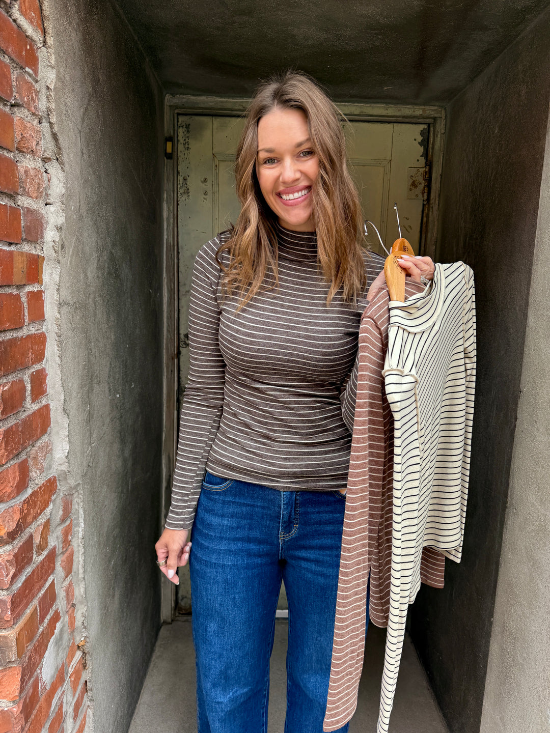 Chloe Striped Mock Neck Top - Chocolate