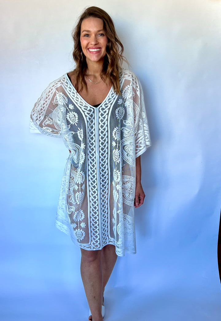 Paisley Medallion Lace Topper