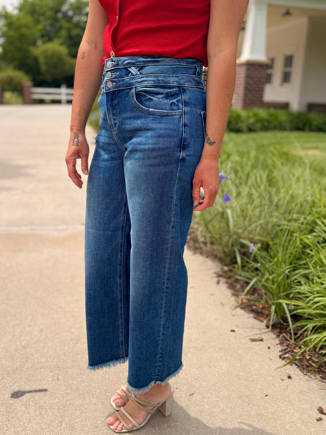 Jade HR Crop
