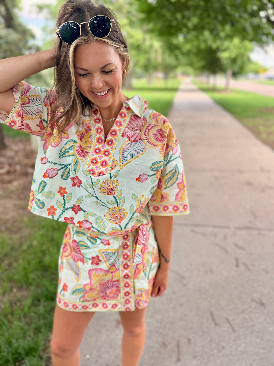 The Chloe Botanical Print Short Sleeve Top