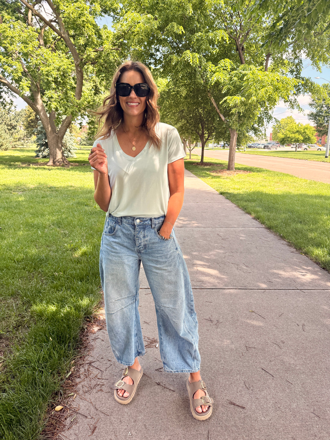 Ananya Tee