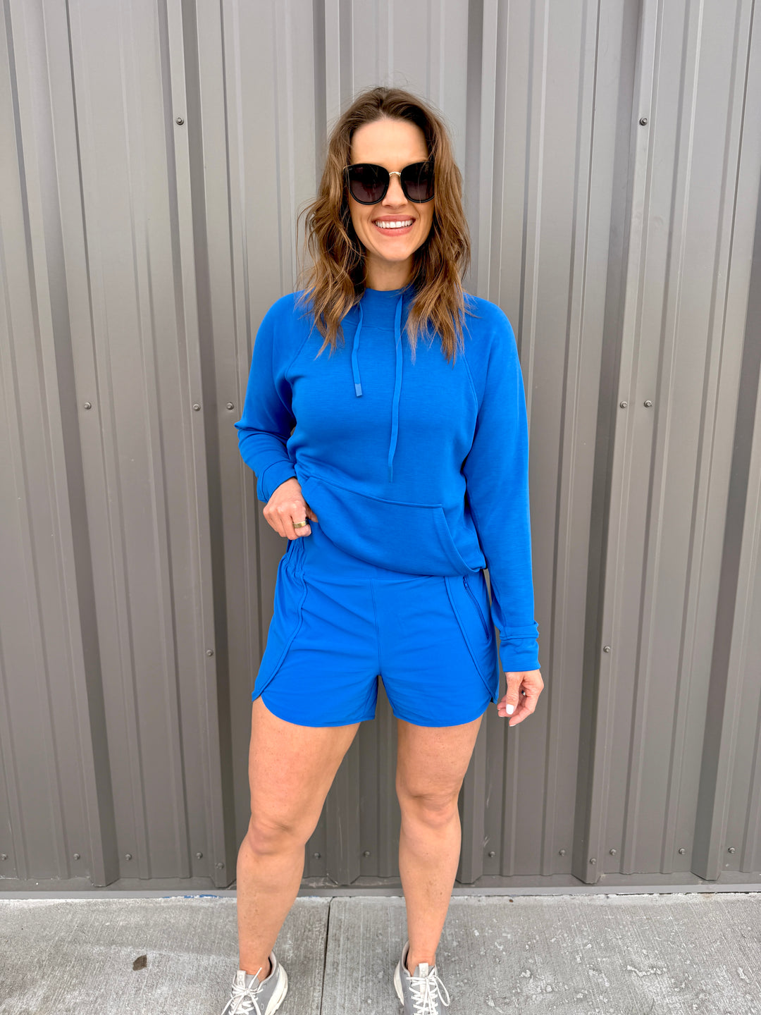 Contour Scallop Active Shorts