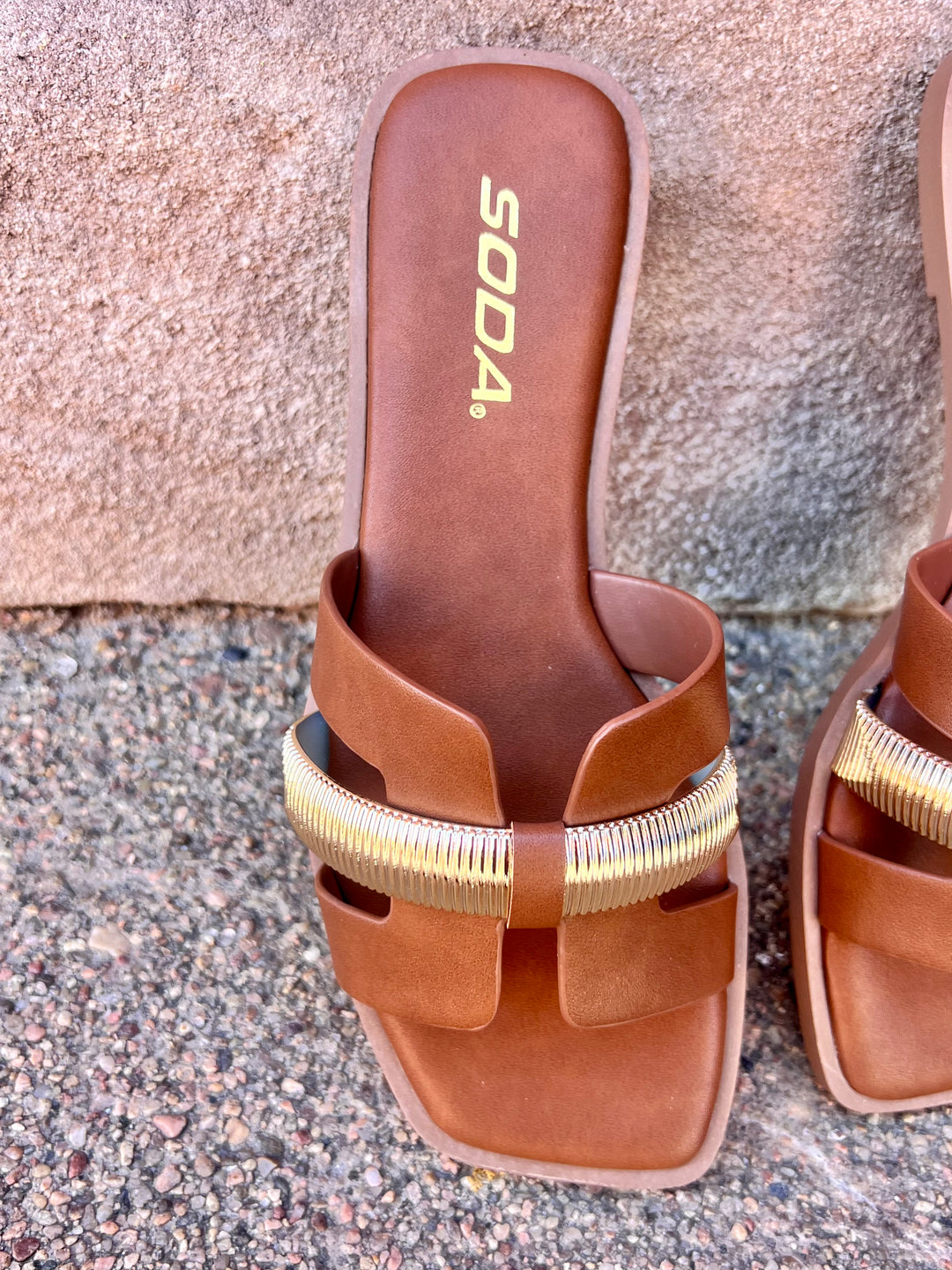 Ellie Sandal