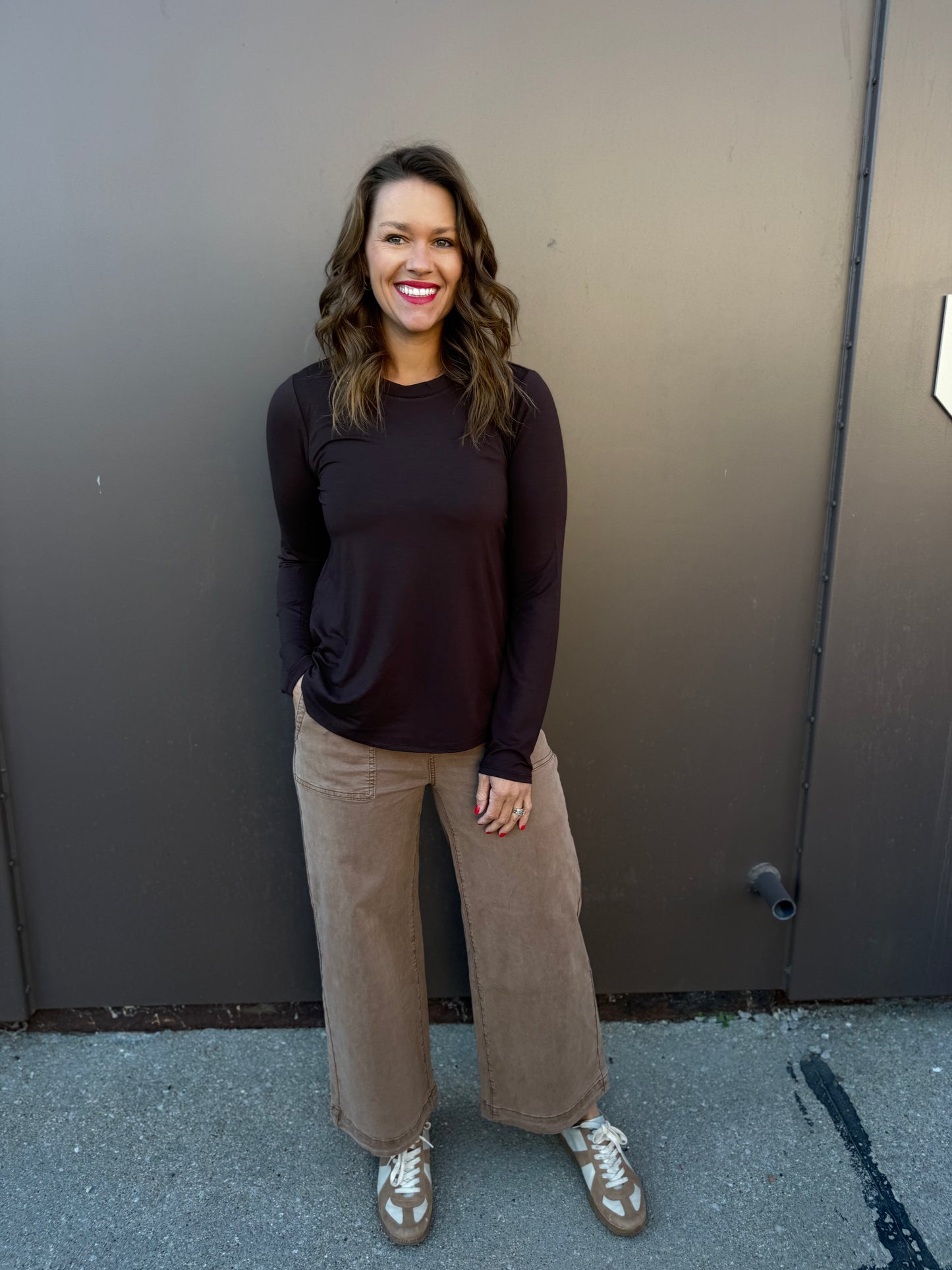 Stassia Tee - Coffee Bean