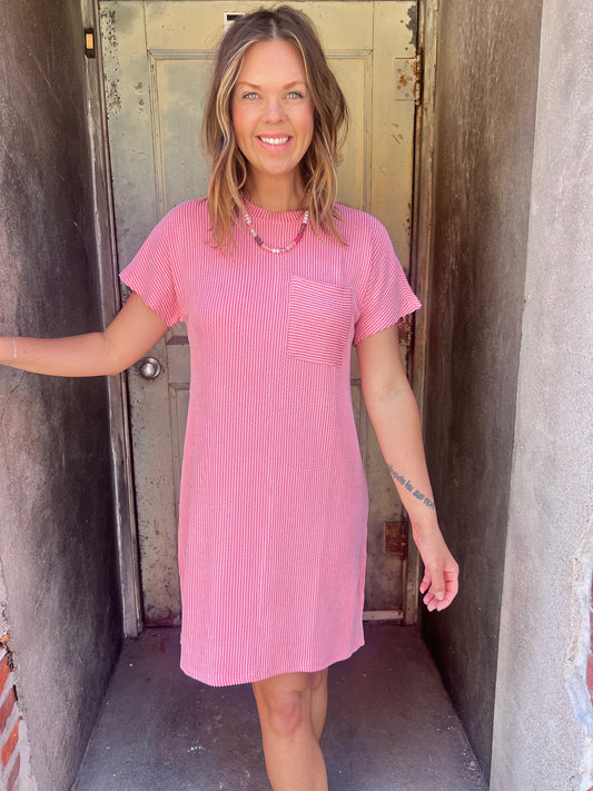 Try To Keep Up Dress : Pink