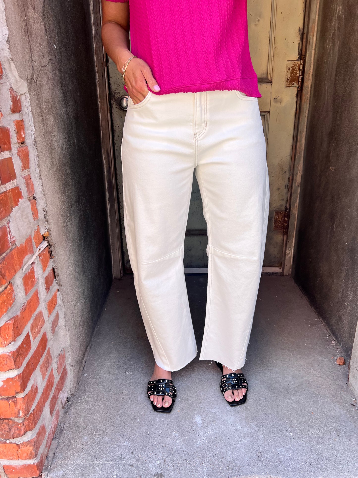 White Barrel Jeans with Seams