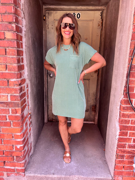 Try To Keep Up Dress : Green