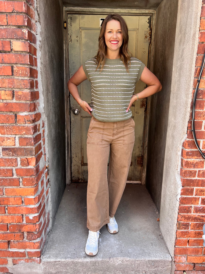 Loretta Pant – Cropped Utility Pant in Toffee