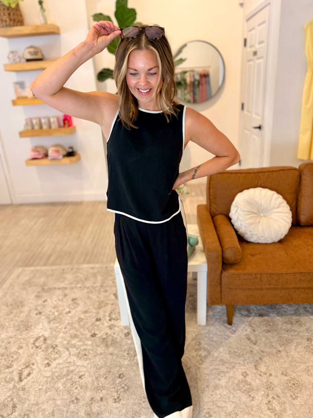 Luxe Linen Contrast Trim Bottoms - Black
