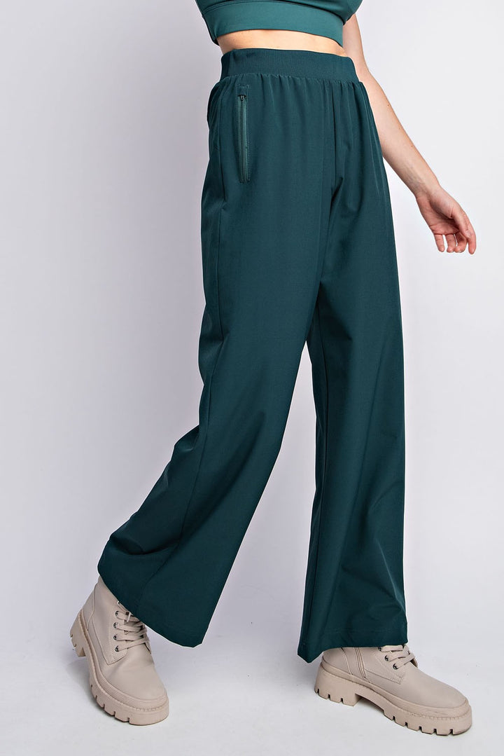 STRETCH WOVEN STRAIGHT PANTS